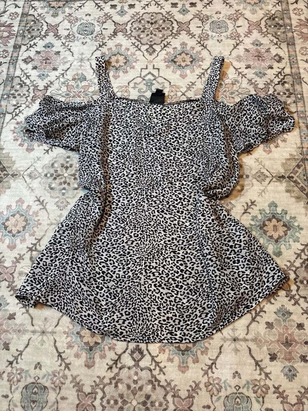 Worthington off the shoulder top size L
